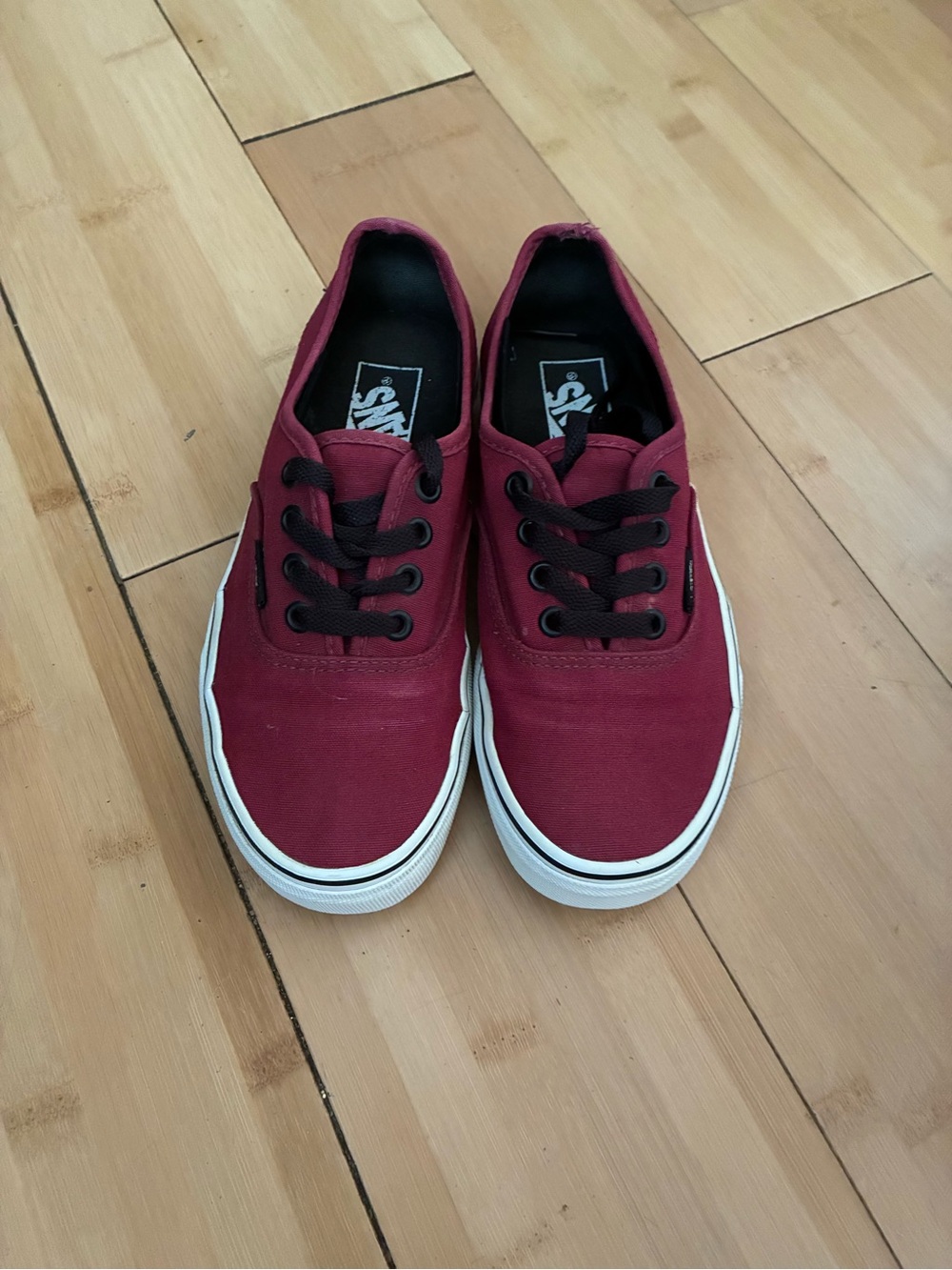Women’s  Burgundy Vans